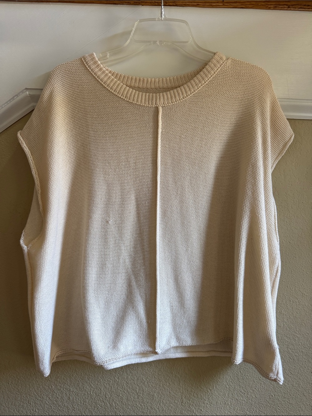 Sleeveless Crewneck Knit Top in Cream